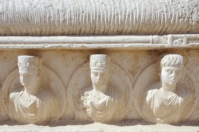 Framed Print : Bas-relief on a sarcophagus, ancient city of Palmyra