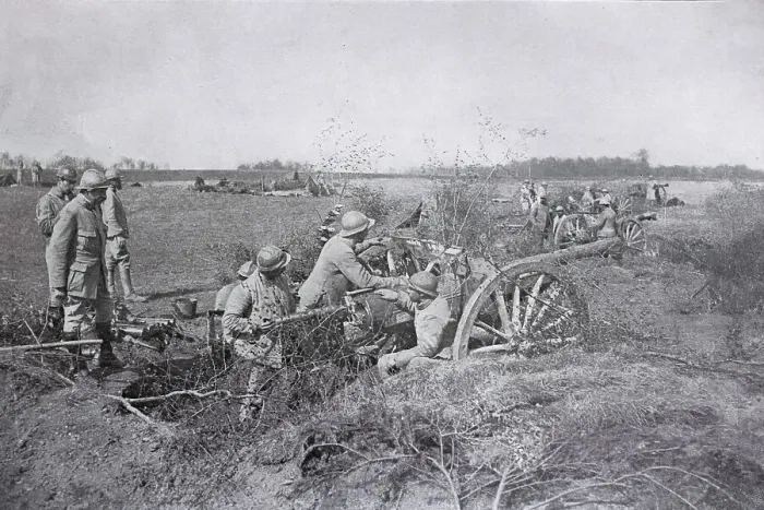 Framed Print : Battery of 75 ready to fire, 1917, France, Europe