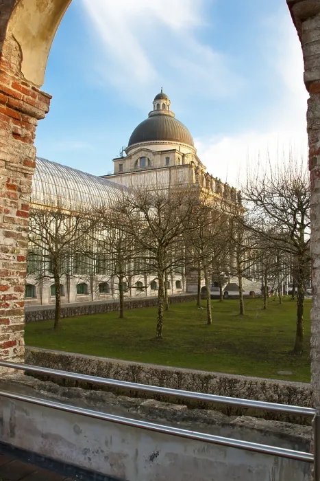 Framed Print : Bavarian State Chancellery, Munich, evening mood