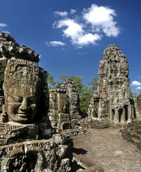 Framed Print : Bayon temple, Second Terrace, face towers