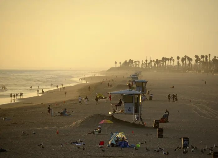 Framed Print : Baywatch station, sunset, beach of Huntington Beach Framed Print : Baywatch station, sunset, beach of Huntington Beach