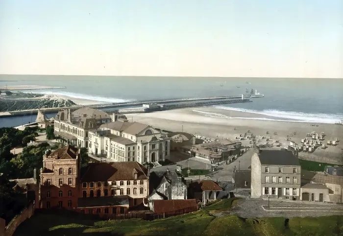 Framed Print : Beach and Casino, Boulogne-sur-Mer