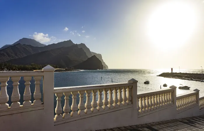 Framed Print : Beach and cliffs at La Aldea, Las Marciegas