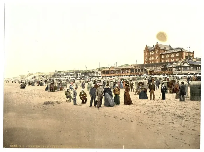 Framed Print : Beach houses on Westerland, Sylt