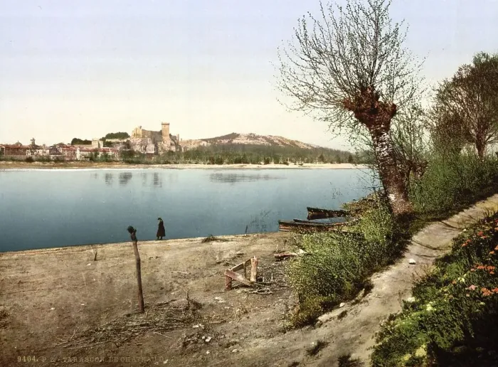 Framed Print : Beaucaire Castle, Tarascon, Pyrenees