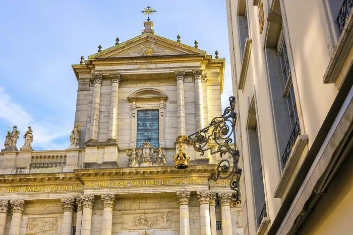 Framed Print : The Beautiful Baroque Old Town and St Ursus Cathedral in a Sunny Autumn Day in Solothurn Framed Print : The Beautiful Baroque Old Town and St Ursus Cathedral in a Sunny Autumn Day in Solothurn