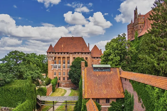 Framed Print : Beautiful Medieval Gothic Castle Complex - Malbork Castle Framed Print : Beautiful Medieval Gothic Castle Complex - Malbork Castle