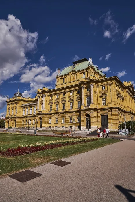 Framed Print : Beautiful Neoclassical Building of Croatian National Theater in Zagreb Framed Print : Beautiful Neoclassical Building of Croatian National Theater in Zagreb