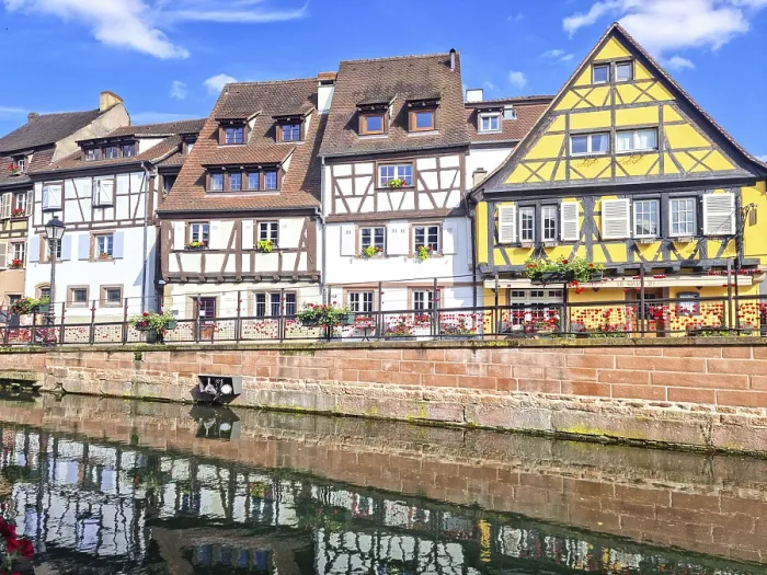 Framed Print : Beautiful Traditional Houses in Colmar Framed Print : Beautiful Traditional Houses in Colmar