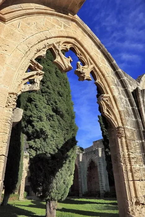 Framed Print : Bellapais Abbey, Beylerbeyi, parts of a Gothic monastery ruin