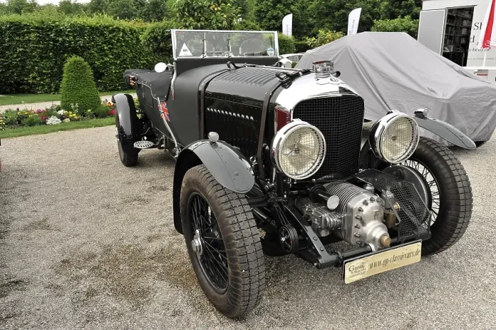 Framed Print : Bentley Van den Plas 4.5 litre Framed Print : Bentley Van den Plas 4.5 litre
