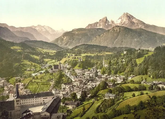 Framed Print : Berchtesgaden, seen from the Lochstein
