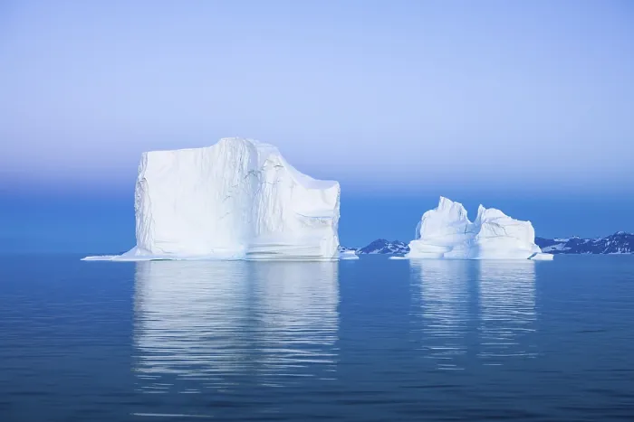 Framed Print : Blue hour icebergs, Scoresbysund