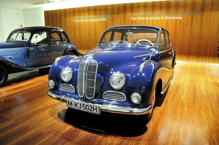 Framed Print : BMW 502 from 1954, BMW Museum, Munich Framed Print : BMW 502 from 1954, BMW Museum, Munich