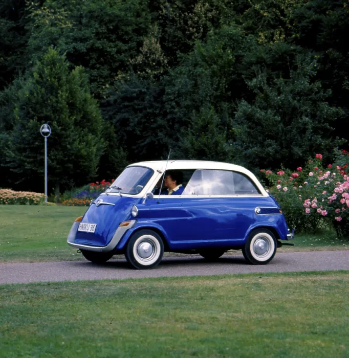 Framed Print : BMW Isetta classic car