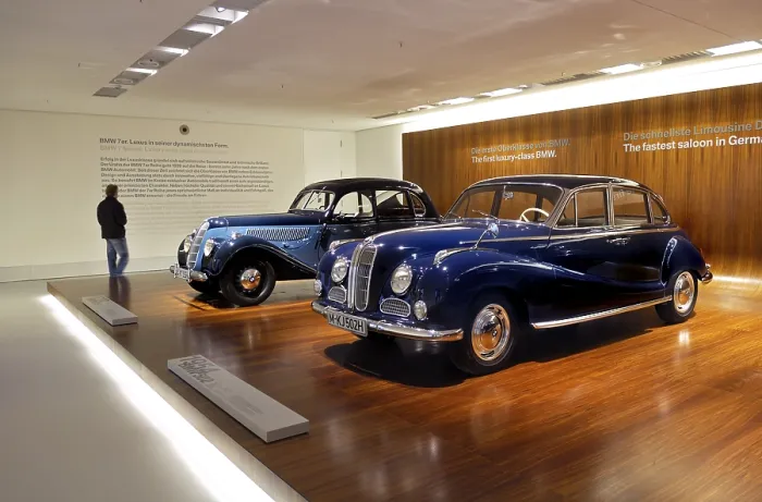Framed Print : BMW Museum, BMW-335 and 502, Munich
