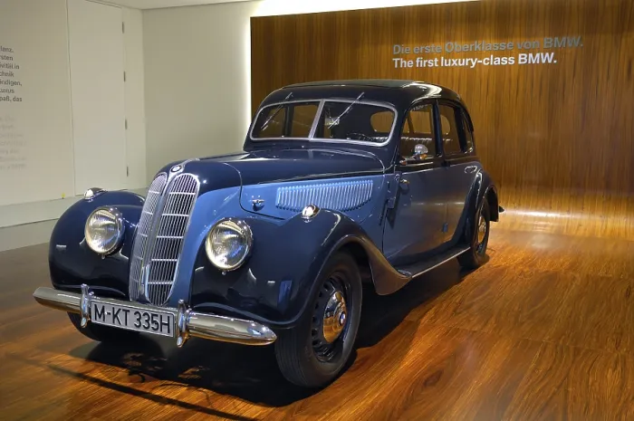 Framed Print : BMW Museum, BMW-335, Munich, Bavaria