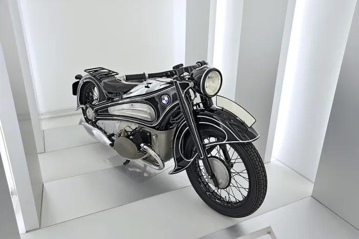 Framed Print : BMW R7 prototype from 1934, the BMW Museum Framed Print : BMW R7 prototype from 1934, the BMW Museum