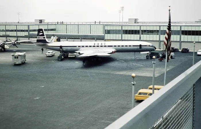 Framed Print : BOAC British Overseas Airways Corporation, De Havilland 106 Comet 4 jet aircraft, G APDI, International Arrivals Hall building, Idlewild JFK Airport New York, USA Airport early 1960s