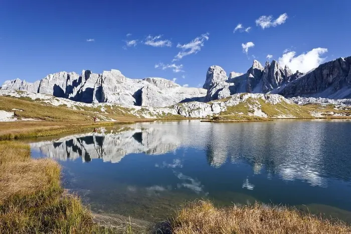 Framed Print : Boedenseen Lakes, with Zwoelferkofel Mountain at the rear