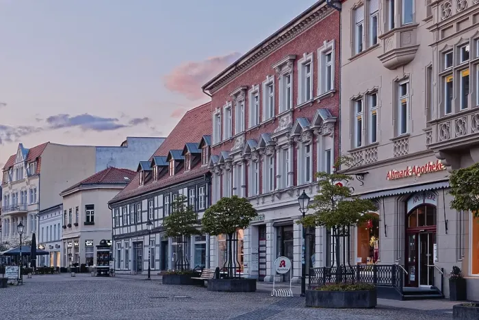 Framed Print : Breite Strasse, a pedestrianised street with cobblestones