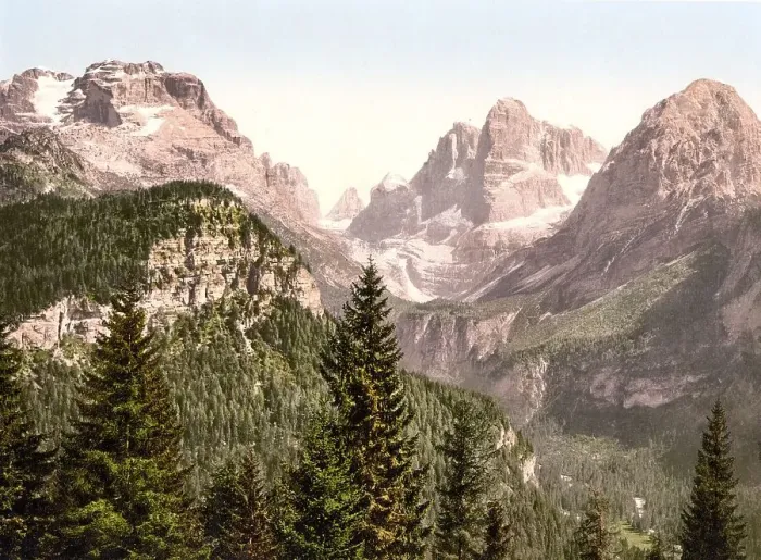 Framed Print : The Brenta Group, seen from the Archduke Framed Print : The Brenta Group, seen from the Archduke