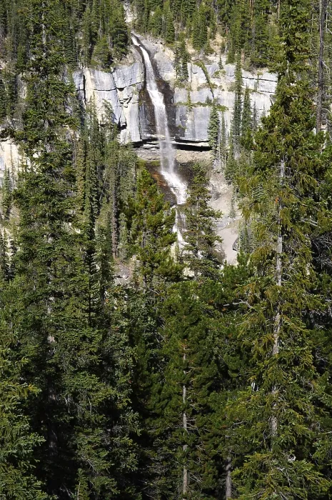 Framed Print : Bridal Veil Falls, Banff National Park Framed Print : Bridal Veil Falls, Banff National Park