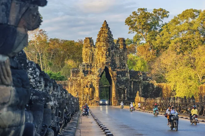 Framed Print : Bridge and South Gate of Angkor Thom