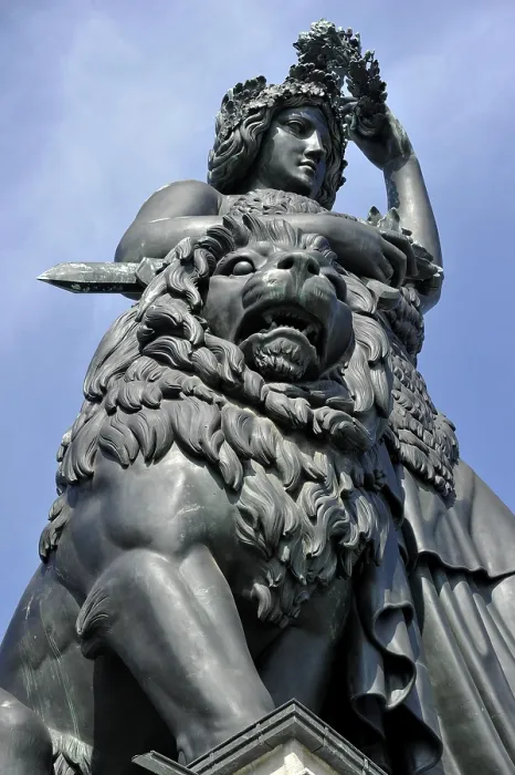 Framed Print : Bronze statue of Bavaria in front of the Ruhmeshalle building