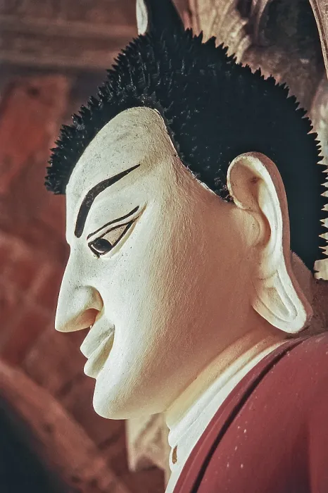 Framed Print : Buddha head in Htilomino Temple Framed Print : Buddha head in Htilomino Temple