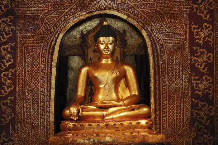 Framed Print : Buddha sculpture, Wat Phra Singh Framed Print : Buddha sculpture, Wat Phra Singh