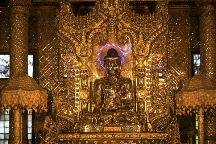 Framed Print : Buddha statue in the Botataung Pagoda Framed Print : Buddha statue in the Botataung Pagoda
