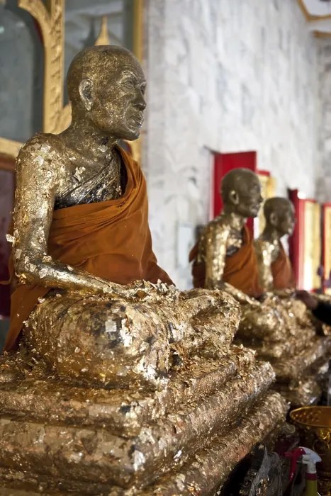 Framed Print : Buddha statue covered in gold leaf