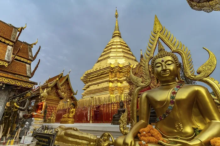 Framed Print : Buddha statue and Golden Chedi of the Buddhist temple complex Wat Phra That Doi Suthep