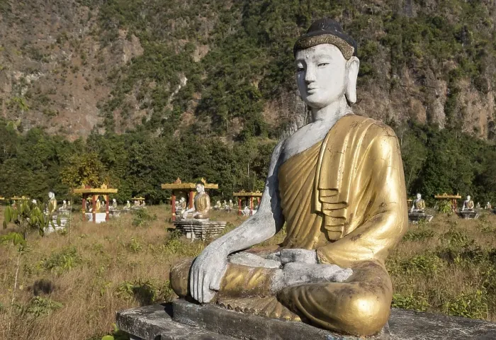 Framed Print : Buddha statue in Lumbini Garden under Mt Zwegabin, Hpa-an, Karen, Kayin State, Myanmar, Asia Framed Print : Buddha statue in Lumbini Garden under Mt Zwegabin, Hpa-an, Karen, Kayin State, Myanmar, Asia