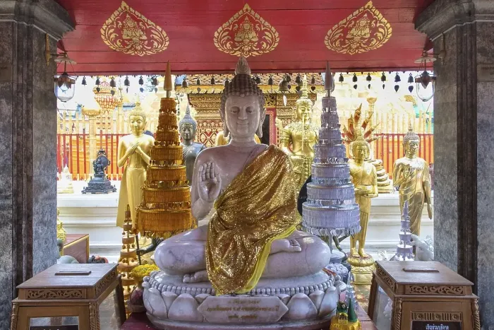 Framed Print : Buddha statue, Wat Phra That Doi Suthep Framed Print : Buddha statue, Wat Phra That Doi Suthep