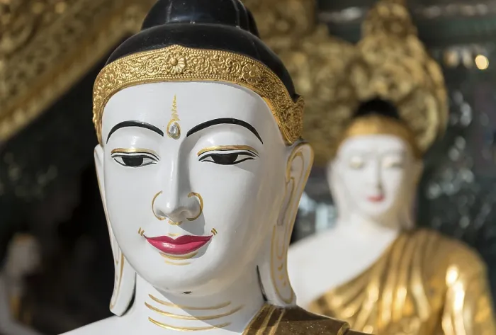 Framed Print : Buddha statues at Koo Chein Kan and Ma Kyee Kyee Hall