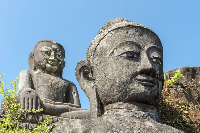 Framed Print : Buddha Statues at Peisi Taung, Pizidaung) Framed Print : Buddha Statues at Peisi Taung, Pizidaung)