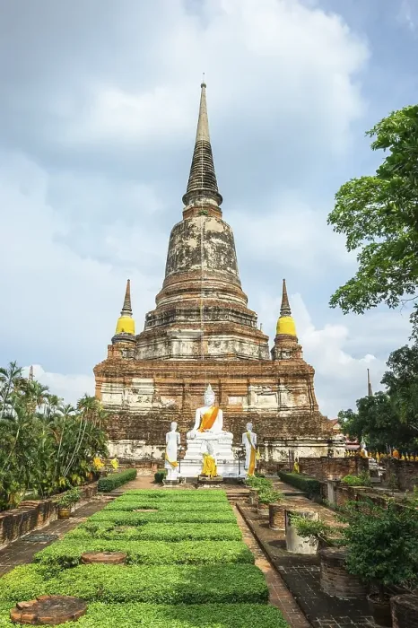 Framed Print : Buddha statues in front of the stupa at Wat Yai Chai Mongkhon Framed Print : Buddha statues in front of the stupa at Wat Yai Chai Mongkhon