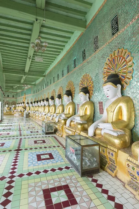 Framed Print : Buddha statues, Umin Thounzeh pagoda Framed Print : Buddha statues, Umin Thounzeh pagoda