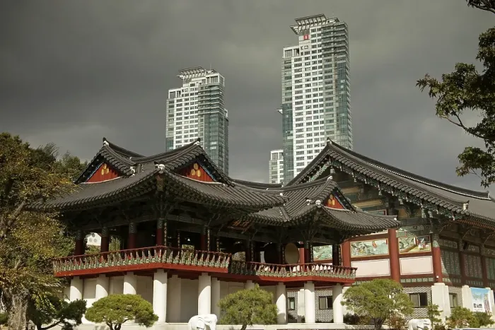 Framed Print : Buddhist Bongeunsa Temple in front of skyscrapers