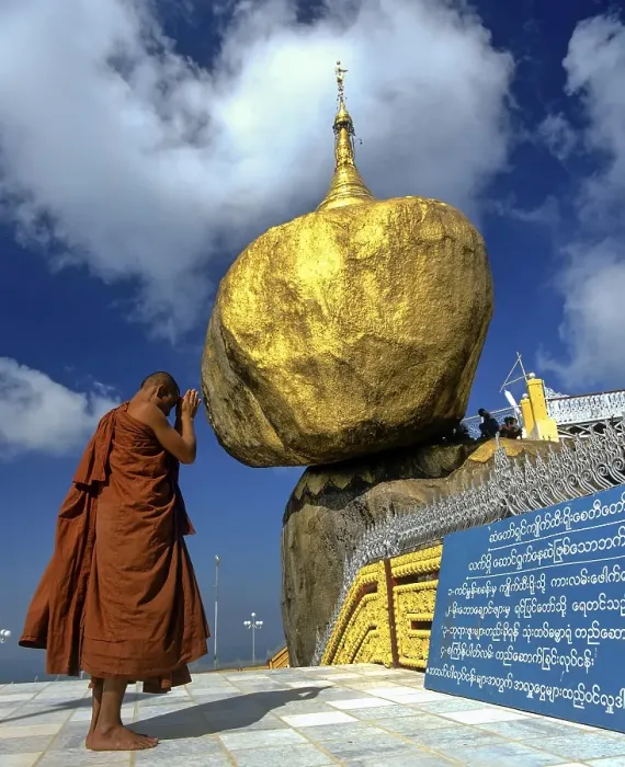 Framed Print : Buddhist Monk praying in front of the Golden Rock or Kyaiktiyo Pagoda Framed Print : Buddhist Monk praying in front of the Golden Rock or Kyaiktiyo Pagoda
