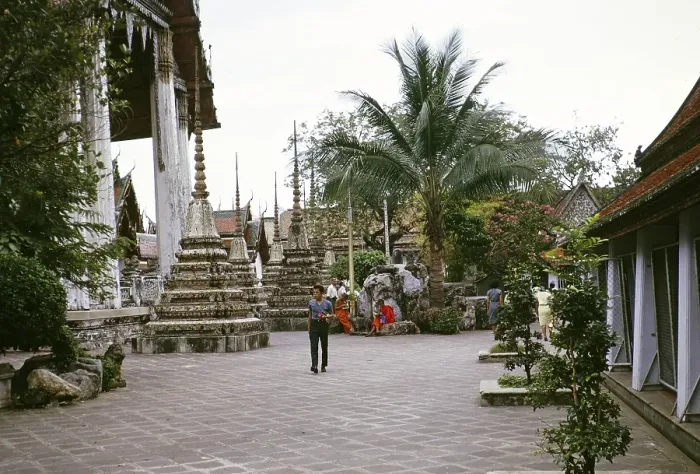Framed Print : Buddhistischer Tempel Wat Pho, Bangkok, Thailand, Asien im Jahr 1964, Asia