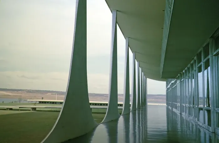 Framed Print : Building of the presidential palace, Palacio da Alvorada, built in 1958 by architect Oscar Niemeyer, Brasilia, Federal District, Brazil, 1962, South America