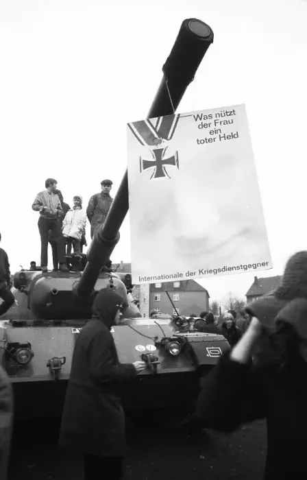 Framed Print : The Bundeswehr weapons show, here in Dortmund-Luettgendortmund in 1966