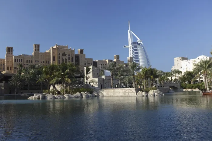 Framed Print : Burj Al Arab hotel at dusk, Dubai
