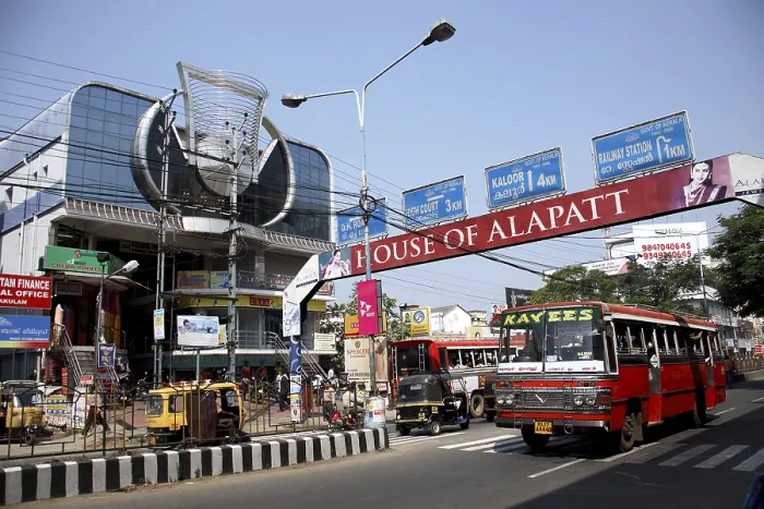 Framed Print : Busy Mahatma Gandhi road or M.G