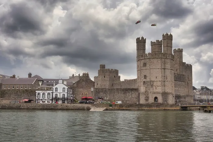 Framed Print : Caernarfon Castle, County Gwynedd, Wales, UK
