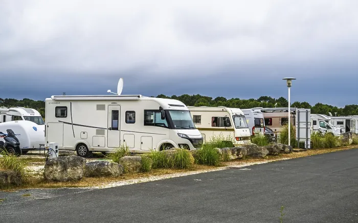 Framed Print : Campers in Le Verdon-sur-Mer, Nouvelle-Aquitaine
