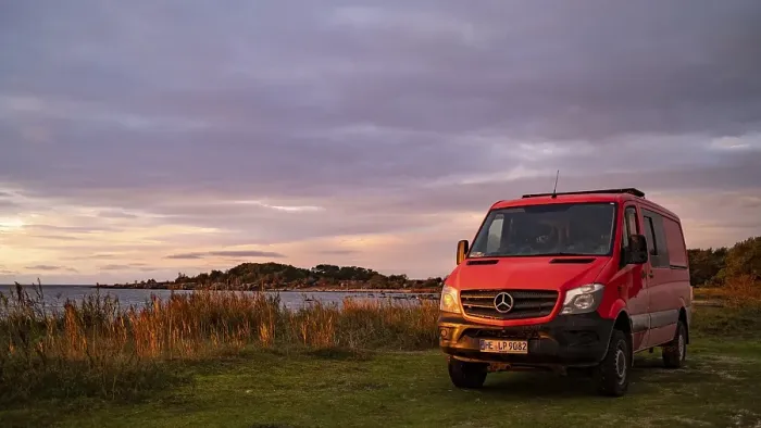 Framed Print : Campervan, Skvalpvik beach, Gotland